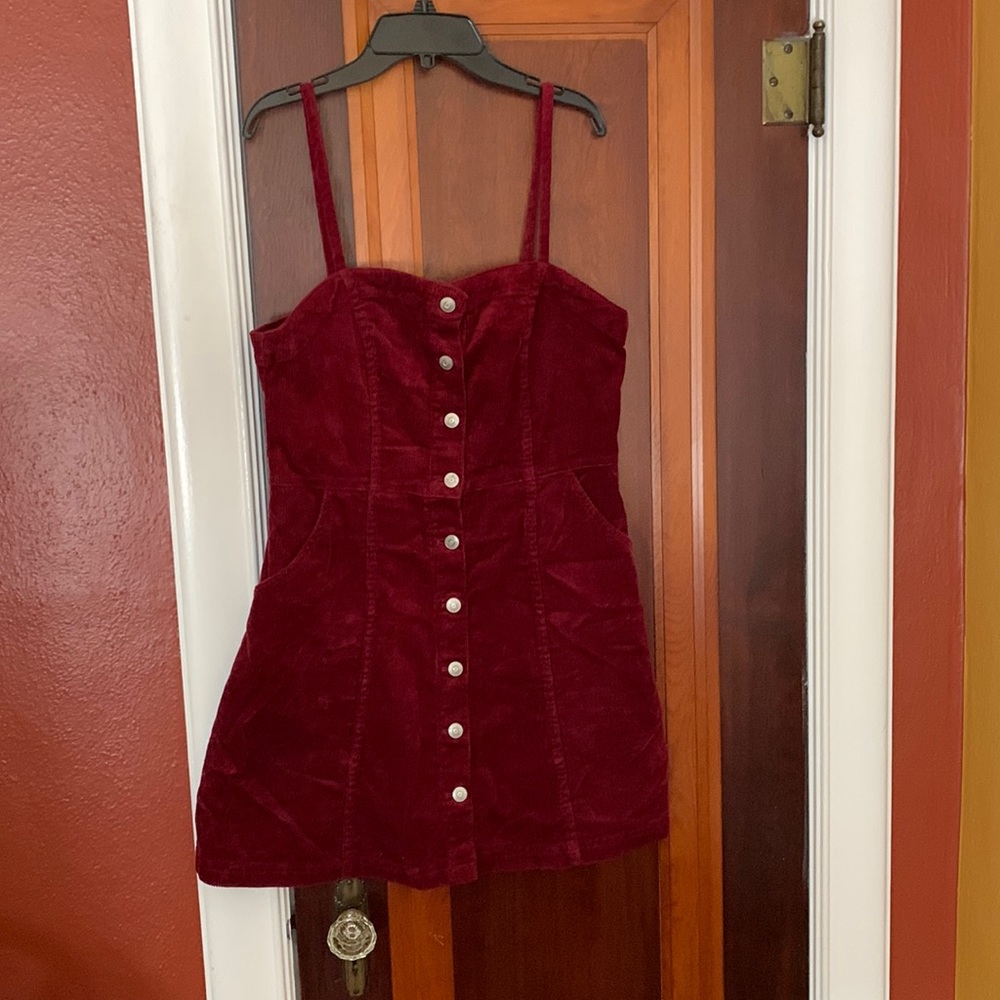 Adorable burgundy overall dress H&M size M